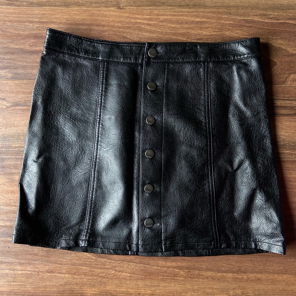 Express leather skirt Size 8
